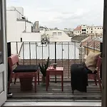 Rooftop View Apartment *